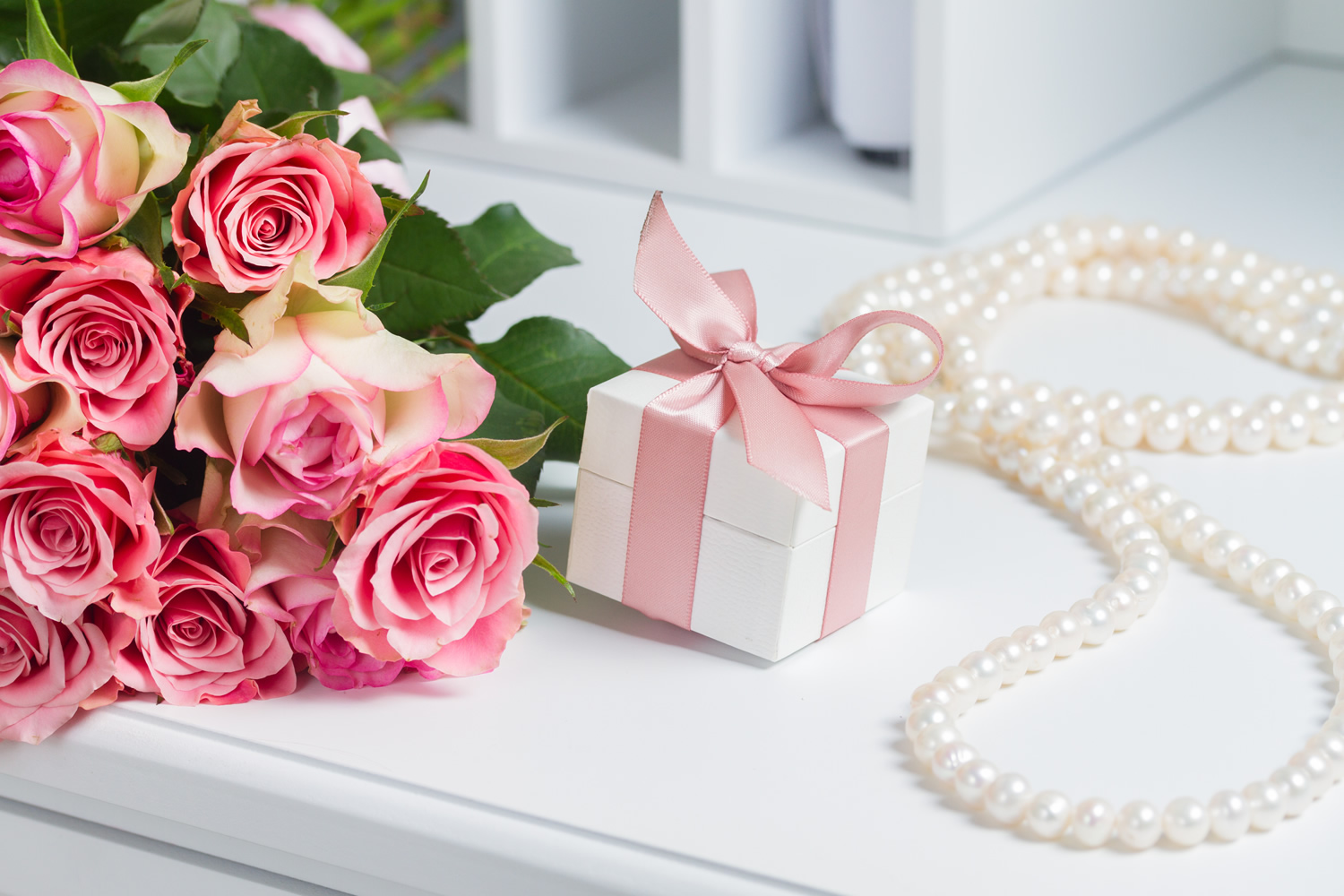 For Mum, With Love: The Timeless Gift of Pearls