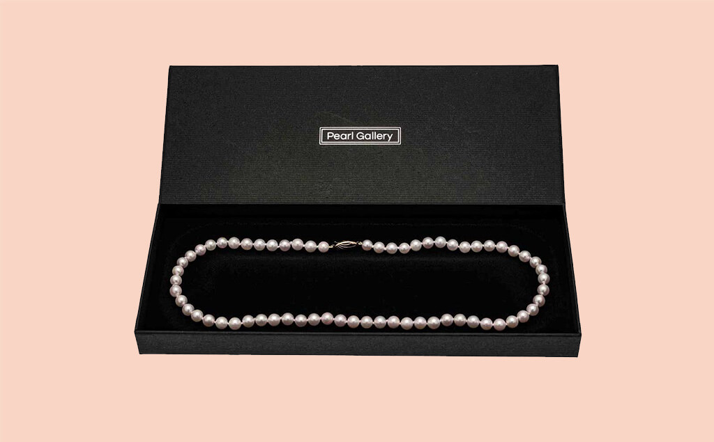 Pink freshwater Pearl necklace in box
