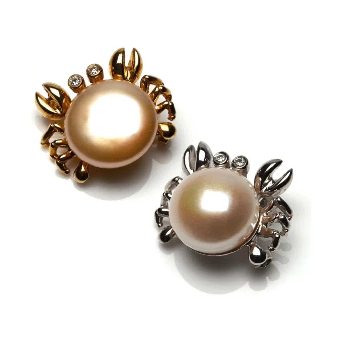Freshwater Cultured Pearl Crab Brooch  |  18ct Gold 