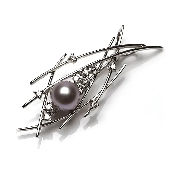  Freshwater Cultured Pearl & Diamond Crisscross Brooch  |  18ct White Gold