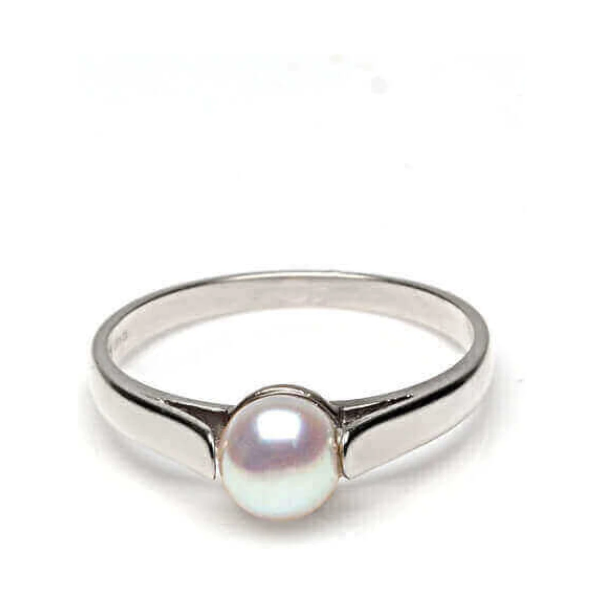 Freshwater Cultured Bouton Pearl Ring | 9ct White Gold