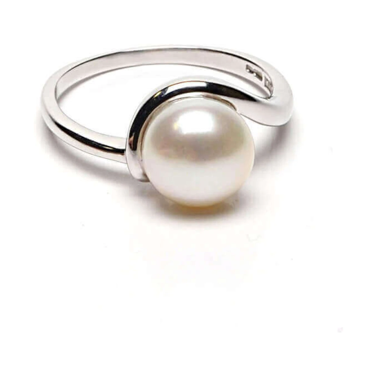 Freshwater Cultured Pearl Swirl Ring | 9ct White Gold