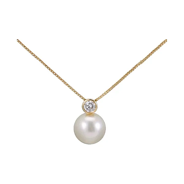 South Sea Pearl & Diamond Simple Pendant | 18ct Yellow Gold