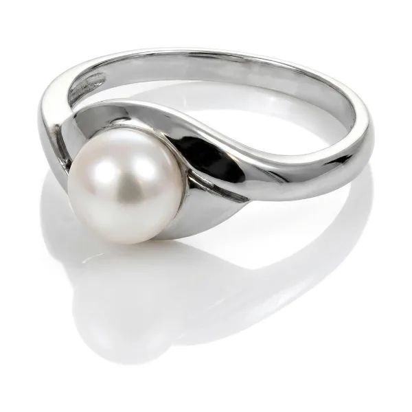 Freshwater Cultured Pearl Ring | 9ct White Gold