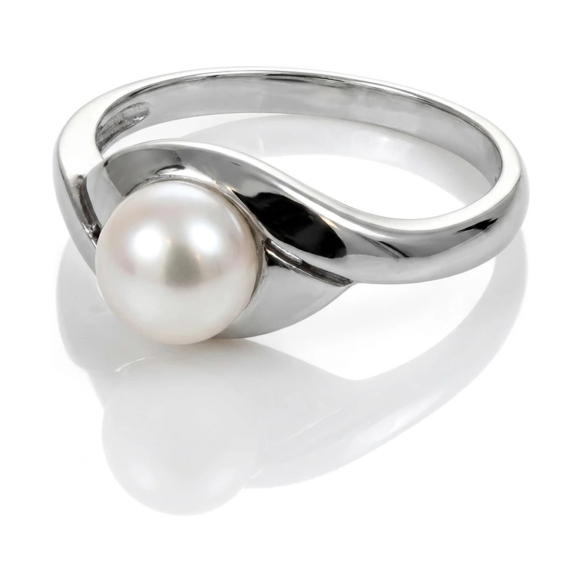 Freshwater Cultured Pearl Ring | 9ct White Gold