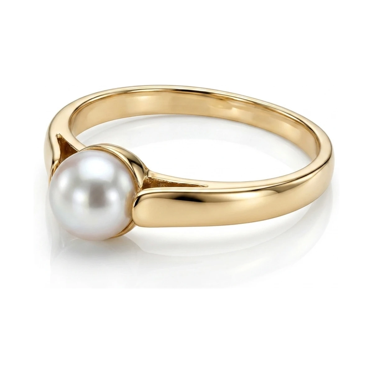 Freshwater Cultured Bouton Pearl Ring | 9ct Yellow Gold