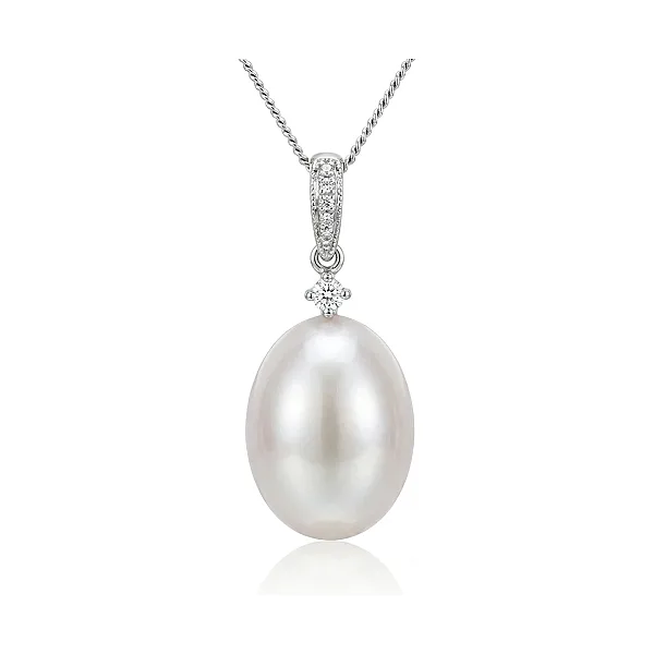 Antique Influenced Design Freshwater Pearl & Diamond Dropper Pendant  |  18ct White Gold
