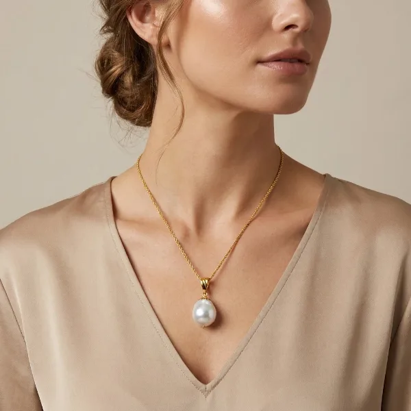 South Sea Baroque Pearl Pendant  |  9ct Yellow Gold