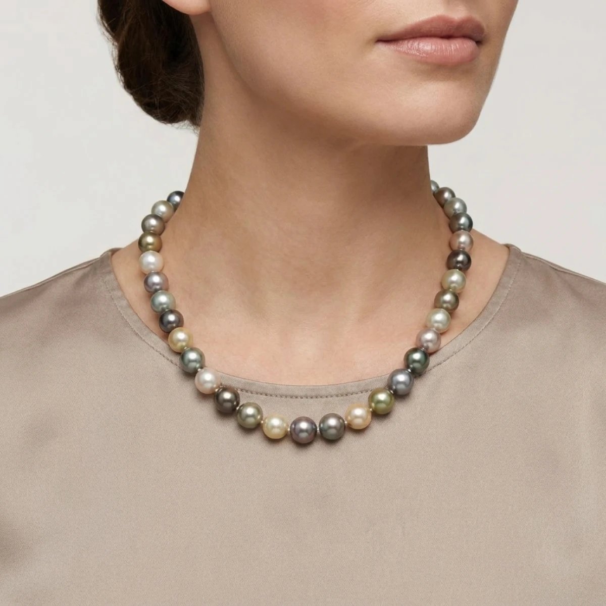 Tahitian Multi-Colour Pearl Necklace With 18ct White Gold Diamond Clasp 9.2 to 11.4 mm