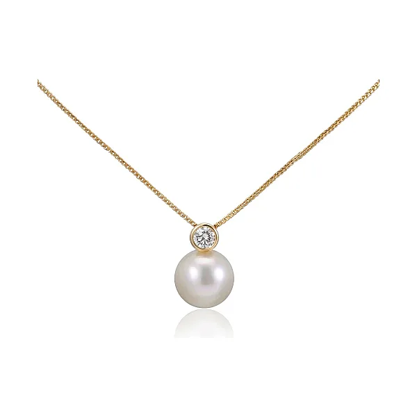South Sea Pearl & Diamond Simple Pendant | 18ct Yellow Gold
