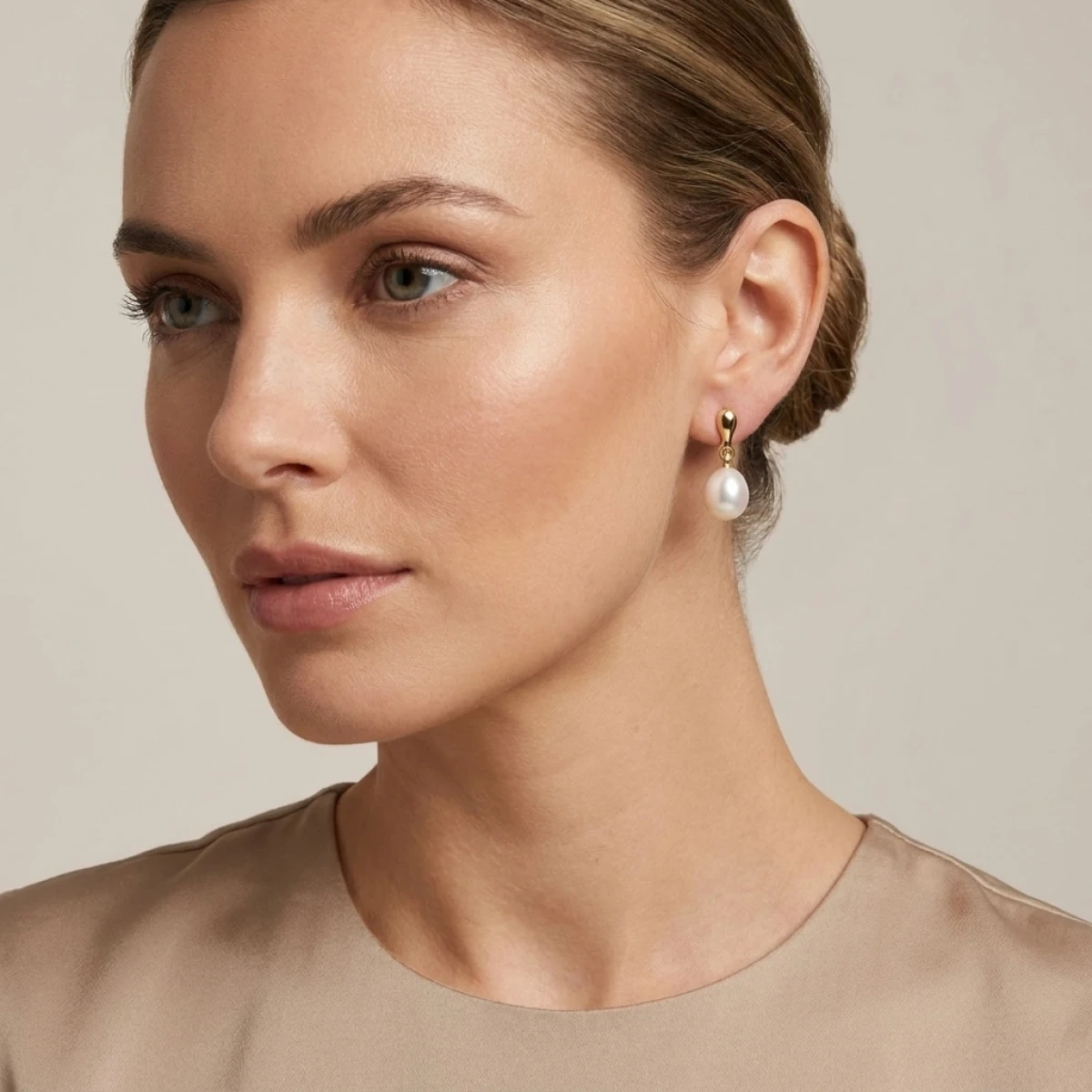 Freshwater Pearl Plain Inverted Pear-Shape Drop Earrings  |  9ct Yellow Gold
