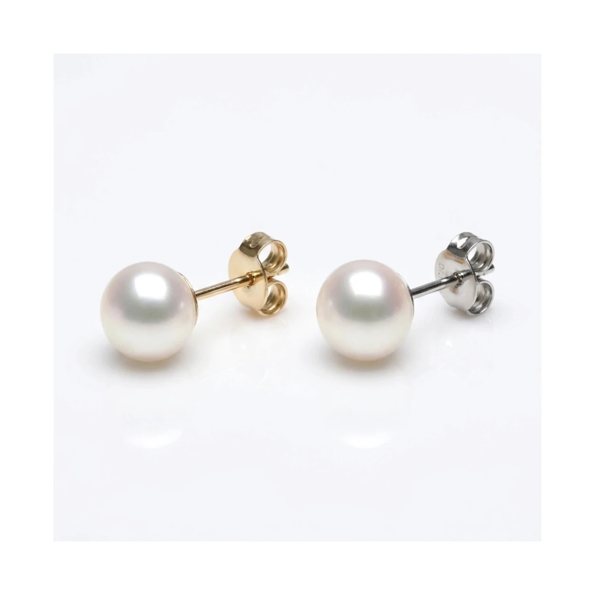 White Freshwater Bouton Stud Earrings  |  8mm 