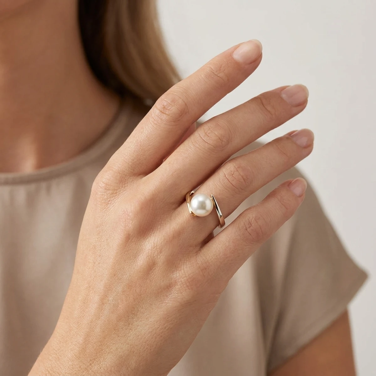 Freshwater Cultured Pearl Crossover Ring | 9ct Yellow  & White Gold