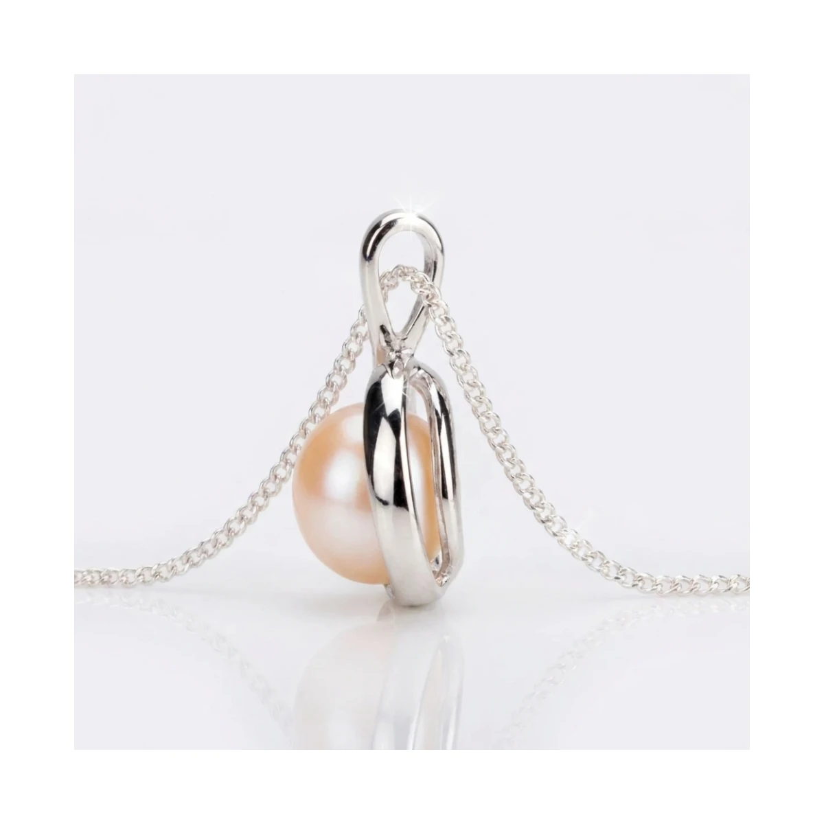 Freshwater Cultured Bouton Pearl Pendant and Chain  |  Silver