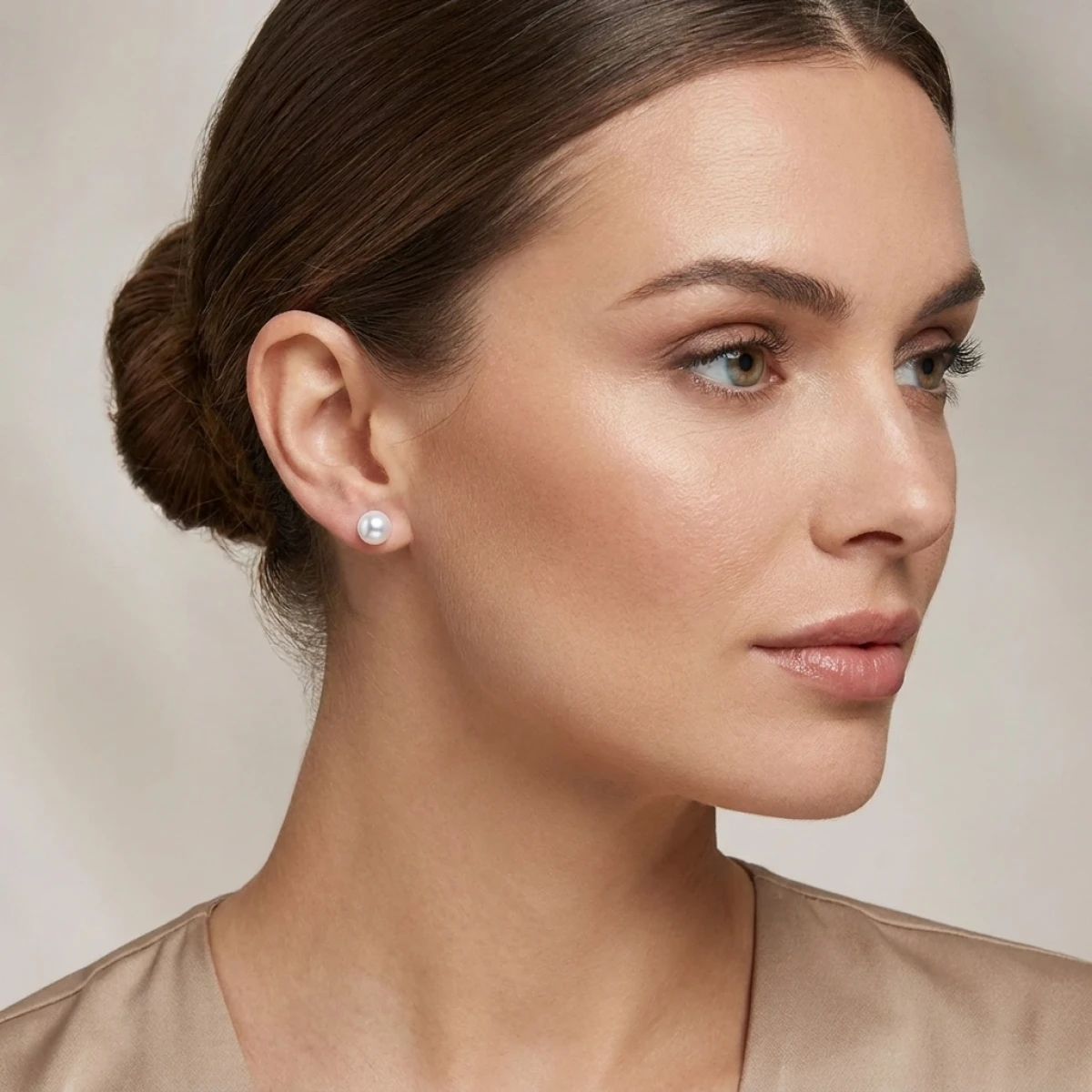 White Akoya Stud Earrings  |  4.5-5.0 mm