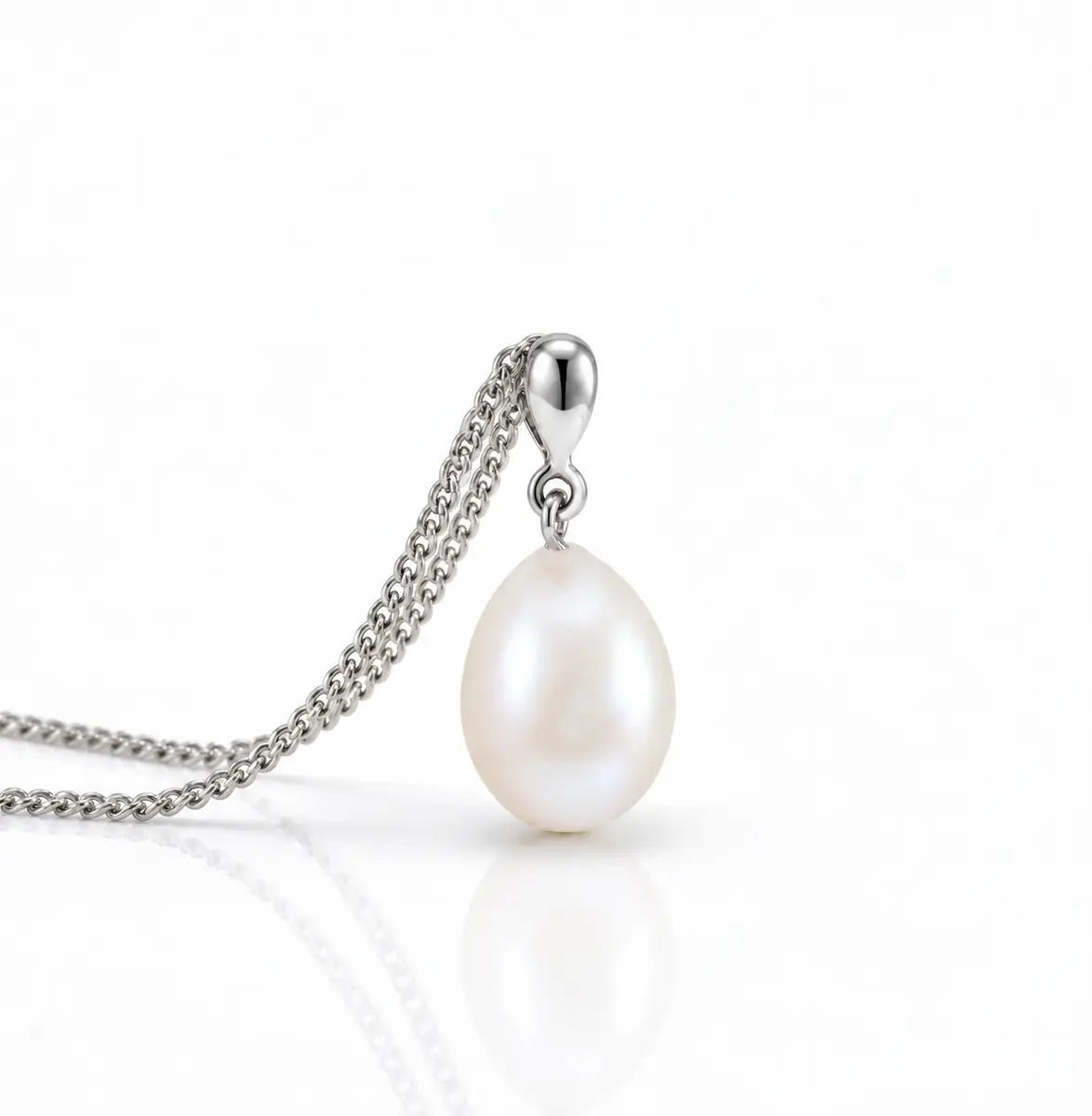 Freshwater Pearl Simple inverted Pear-Shape Design Pendant  |  9ct White Gold