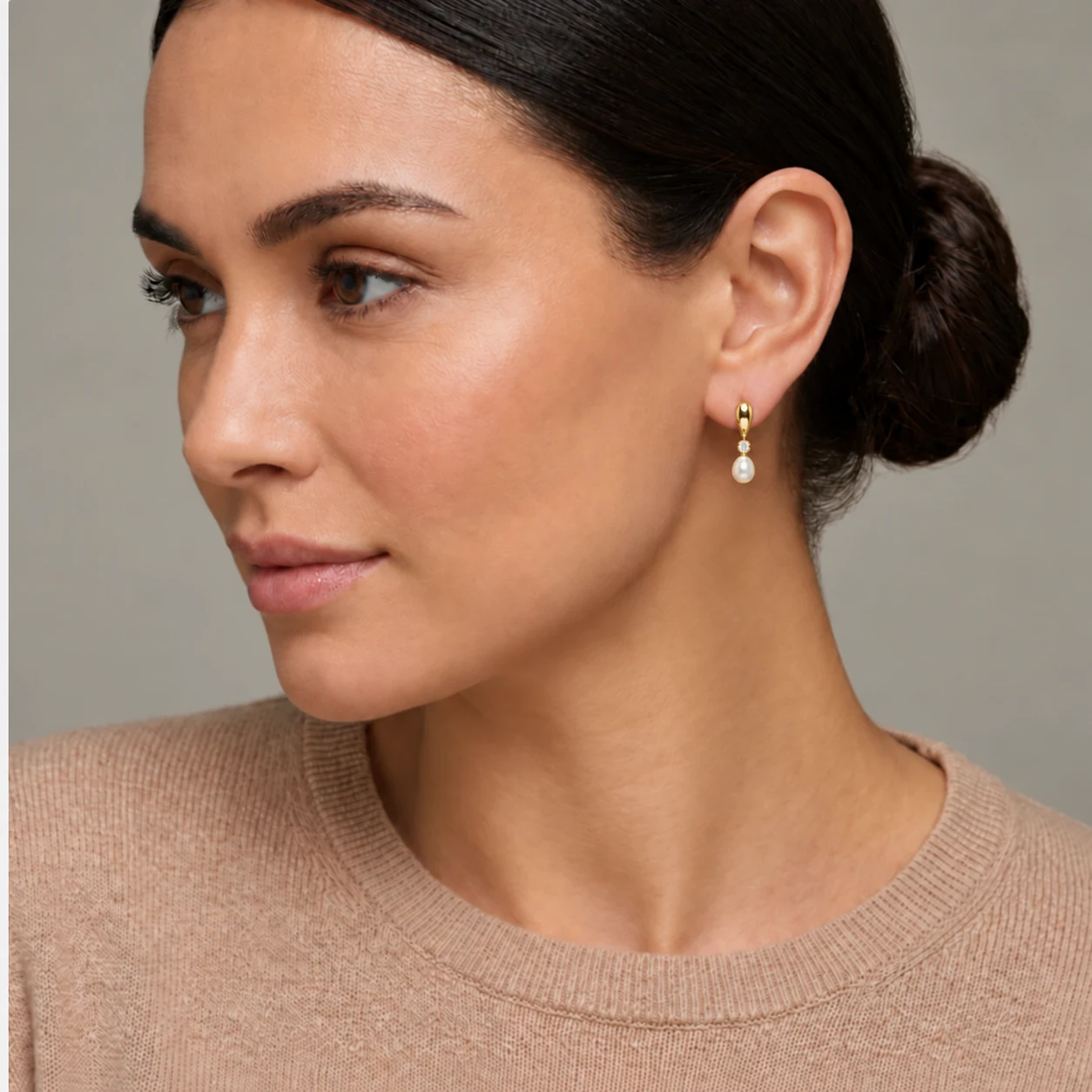 Freshwater Pearl Plain Inverted Pear-Shape Drop Earrings  |  9ct Yellow Gold