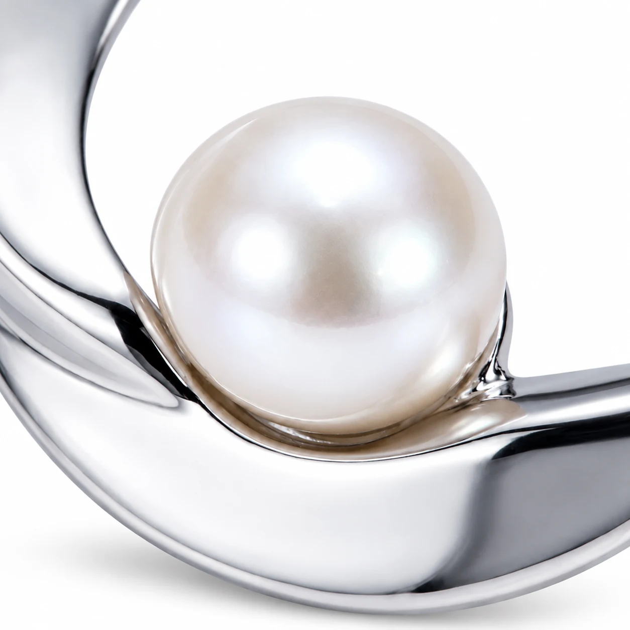 Freshwater Cultured Pearl Contemporary Curved Stud Earrings  |  Silver 