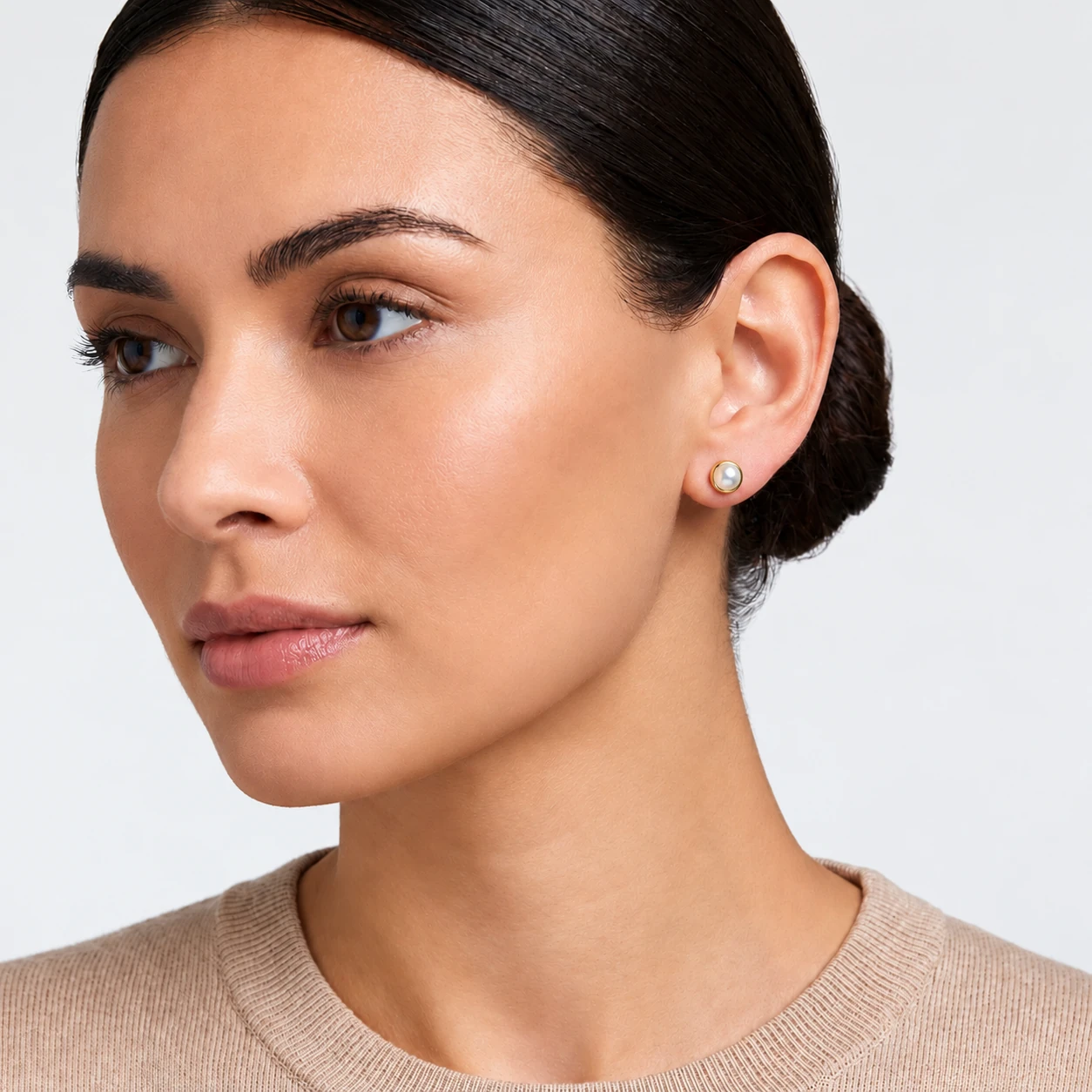 Freshwater Pearl Simple Collet Set Stud Earring  |  9ct Gold